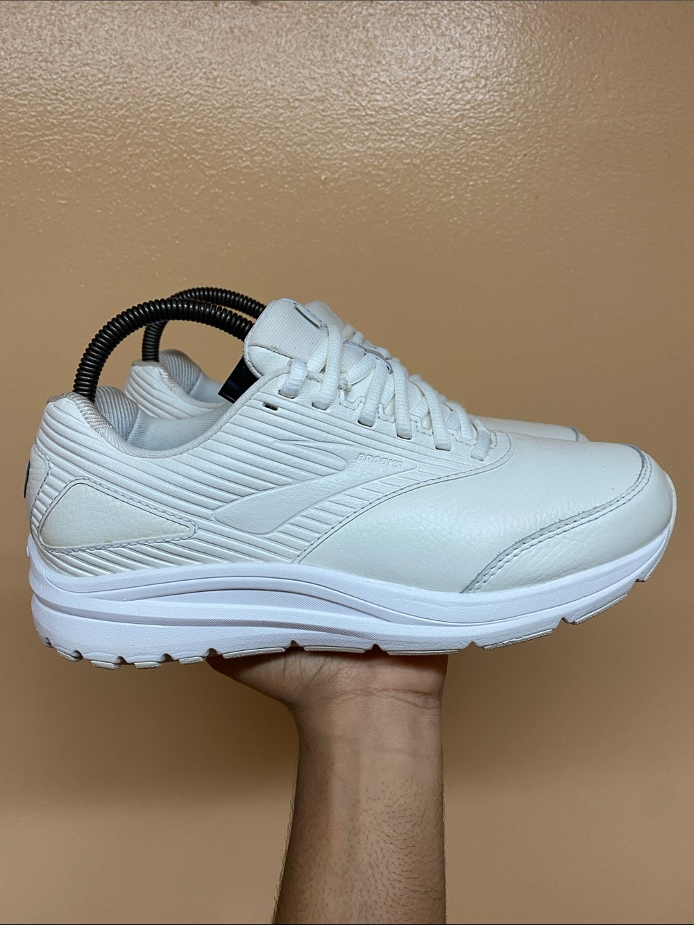 Brooks Addiction Walker 2 Women's Walking Sneakers “White/Gray” Size 9 Medium(B)